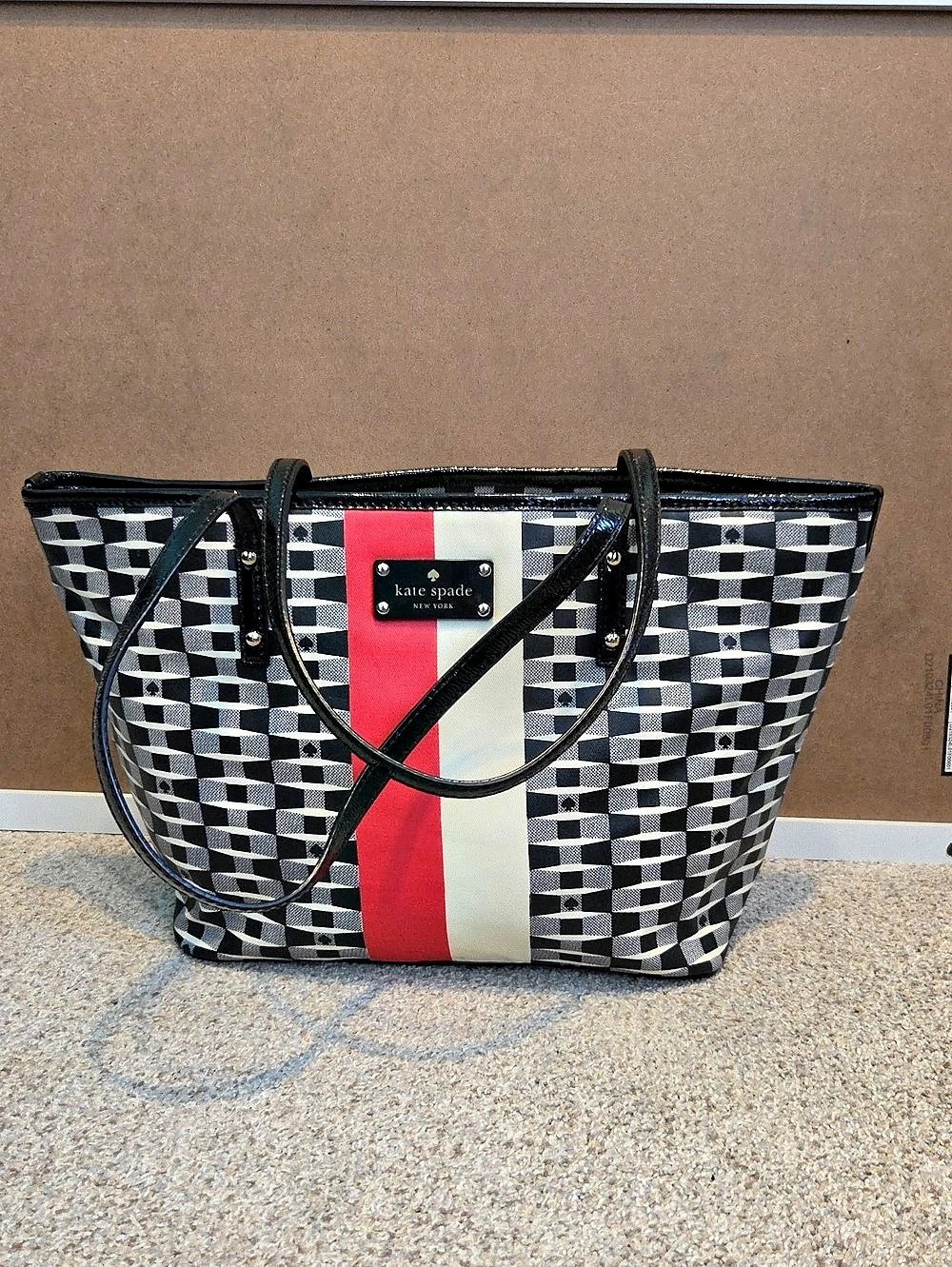 Kate Spade Geometric Tote in Black & White